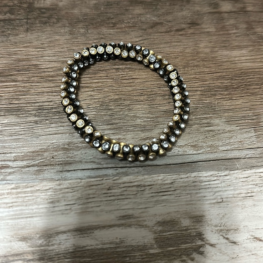NWOT Stella & Dot Vintage Twist Bracelet Gold